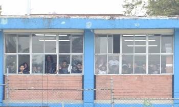 “¡Presidenta, presidenta!”: coro espont&aacute;neo desde secundaria a Sheinbaum en su ma&ntilde;anera en GAM