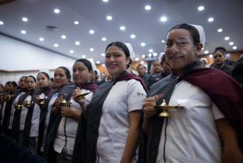 Mujeres superan a los hombres en matr&iacute;cula universitaria en M&eacute;xico