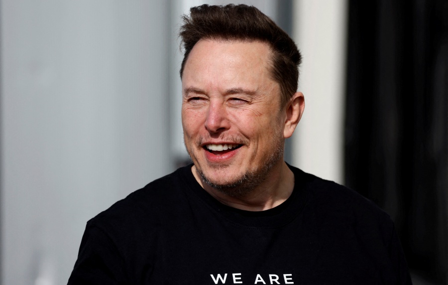 Musk duplica su fortuna y se mantiene como el m&aacute;s rico del mundo seg&uacute;n Forbes