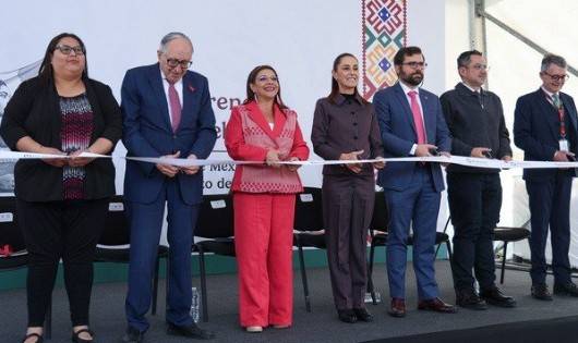 Inauguran Hospital Oncol&oacute;gico para la Mujer en CDMX con modelo que inicia tratamiento en 30 d&iacute;as