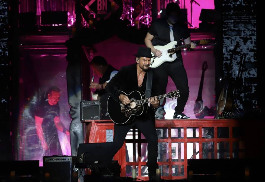 Ricardo Arjona encabezará el primer gran concierto en el renovado Estadio Banorte