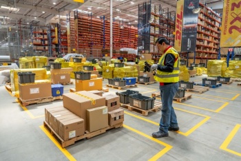 Mitsubishi refuerza su servicio postventa de la mano de DHL con expansi&oacute;n log&iacute;stica en M&eacute;xico