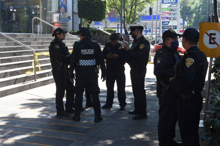 Robo en tienda departamental de plaza comercial en Benito Ju&aacute;rez deja un detenido