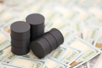 Precio del petr&oacute;leo contin&uacute;a por arriba de los 100 d&oacute;lares