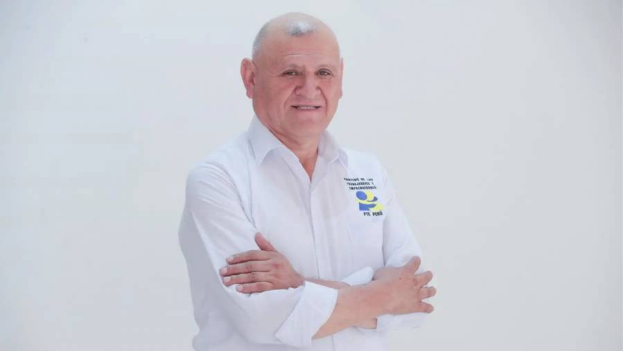 Candidato presidencial peruano fallece en accidente de tr&aacute;nsito