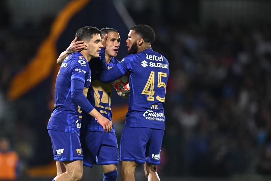Pumas remonta desventaja y rescata empate 2-2 frente a Cruz Azul