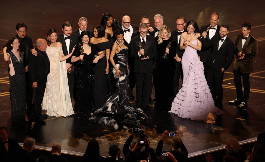 “Una batalla tras otra” domina la gala y obtiene el Oscar a Mejor Pel&iacute;cula