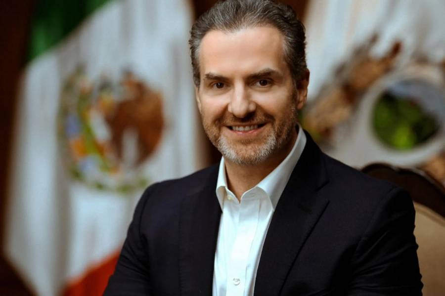 PRI confirma a Adrián de la Garza como candidato a la gubernatura de Nuevo León en 2027