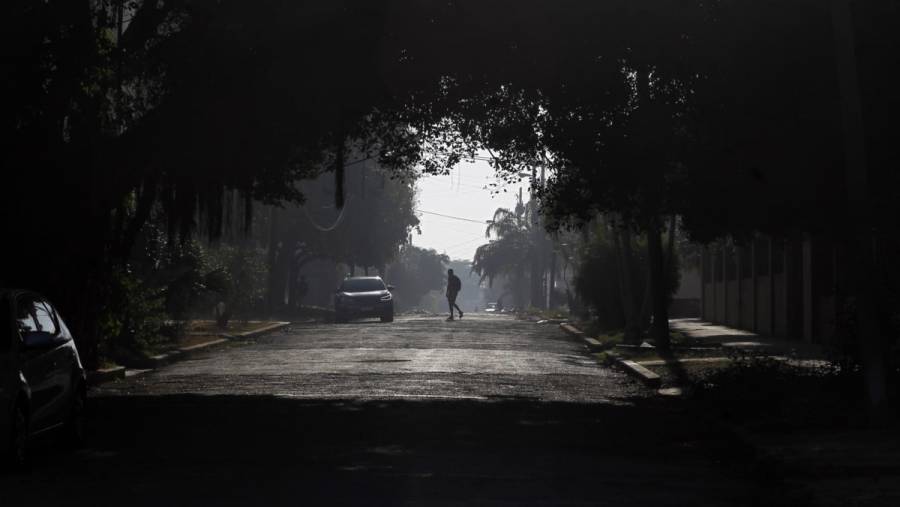 Sufren cubanos nuevo apag&oacute;n total