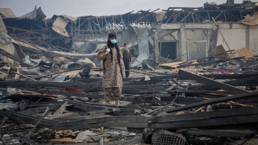 India condena ataque aéreo de Pakistán en Kabul que dejó cientos de muertos