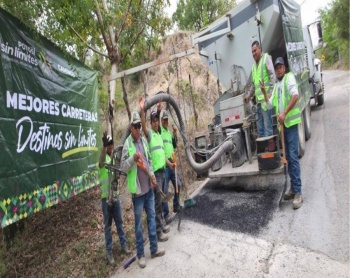 Gobierno de San Luis Potos&iacute; realiza intervenci&oacute;n en caminos tur&iacute;sticos previo a Semana Santa