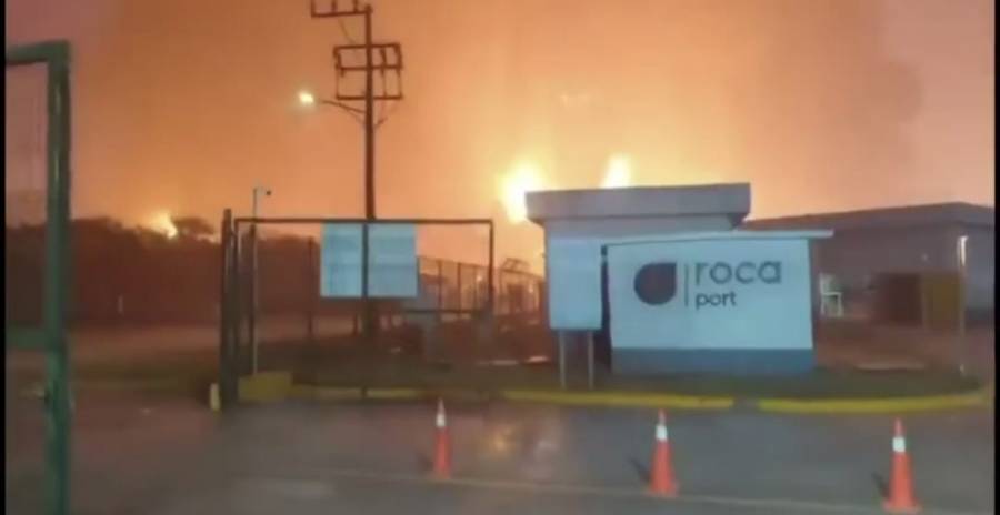Refiner&iacute;a de Dos Bocas opera con normalidad; FGR investigar&aacute; incendio que dej&oacute; cinco muertos