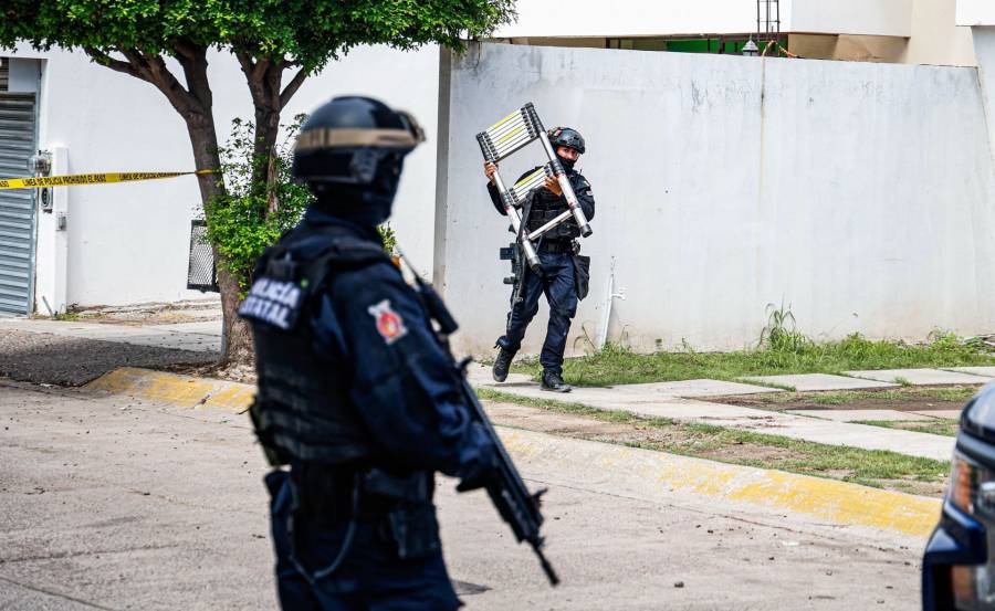 Aseguran droga, cartuchos y equipo t&aacute;ctico tras operativo en Xaltianguis