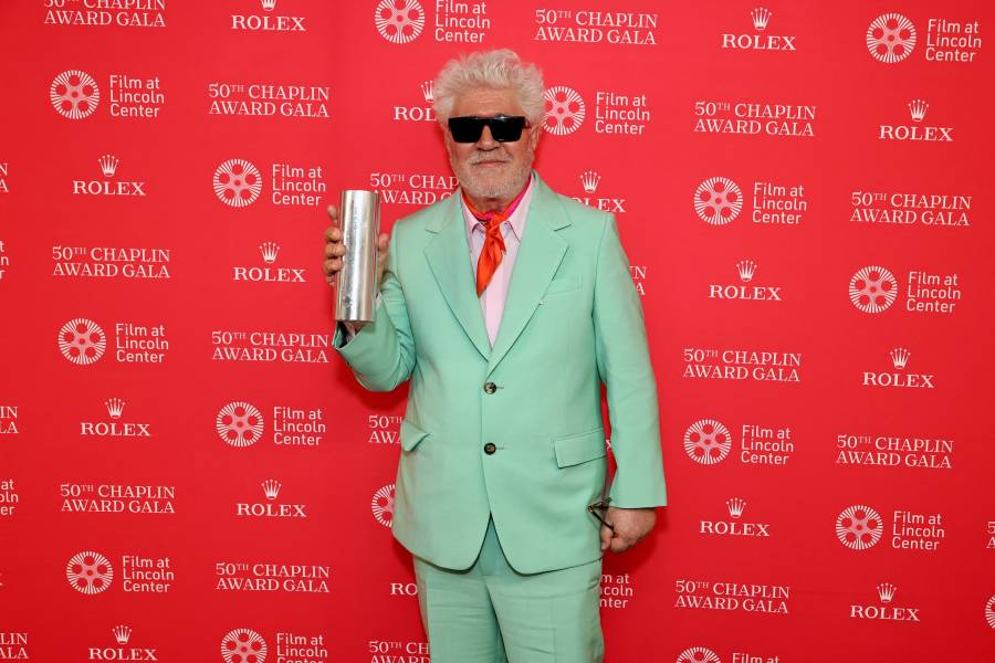Almodóvar cuestiona la falta de postura de Hollywood ante conflictos bélicos