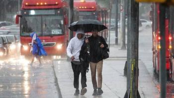Sorprende lluvia y granizada y emiten alerta amarilla