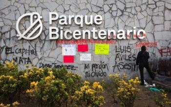 A un a&ntilde;o: Acusan estrategia legal y participaci&oacute;n de funcionario para frenar audiencia en caso Axe Ceremonia