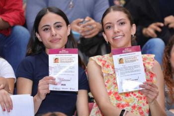 Inician pagos de la beca “Gertrudis Bocanegra” para estudiantes de Michoac&aacute;n