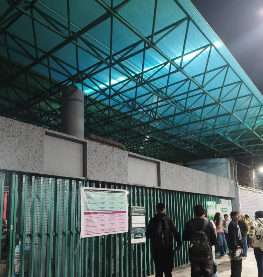Huelga paraliza al Colegio de Bachilleres; suspenden clases en todos los planteles