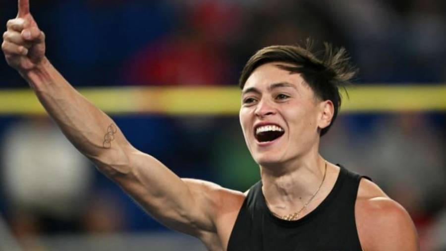 Erick Portillo logra subcampeonato mundial y récord mexicano en salto de altura bajo techo