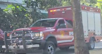 Incendio en edificio de Roma Norte moviliza a cuerpos de emergencia en CDMX