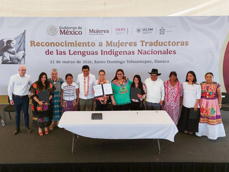 Mujeres indígenas, protagonistas de la historia y guardianas de la identidad nacional: presidenta Sheinbaum