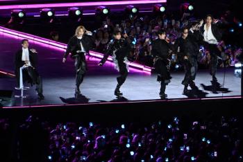 BTS vuelve con fuerza y re&uacute;ne a miles de fans en Se&uacute;l en su esperado regreso global