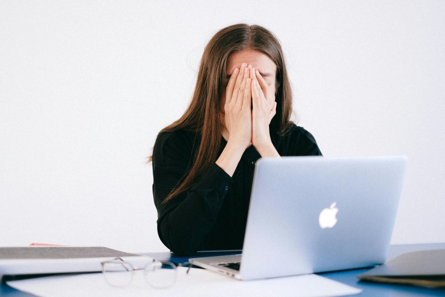 El estr&eacute;s y sus efectos en la salud f&iacute;sica y emocional