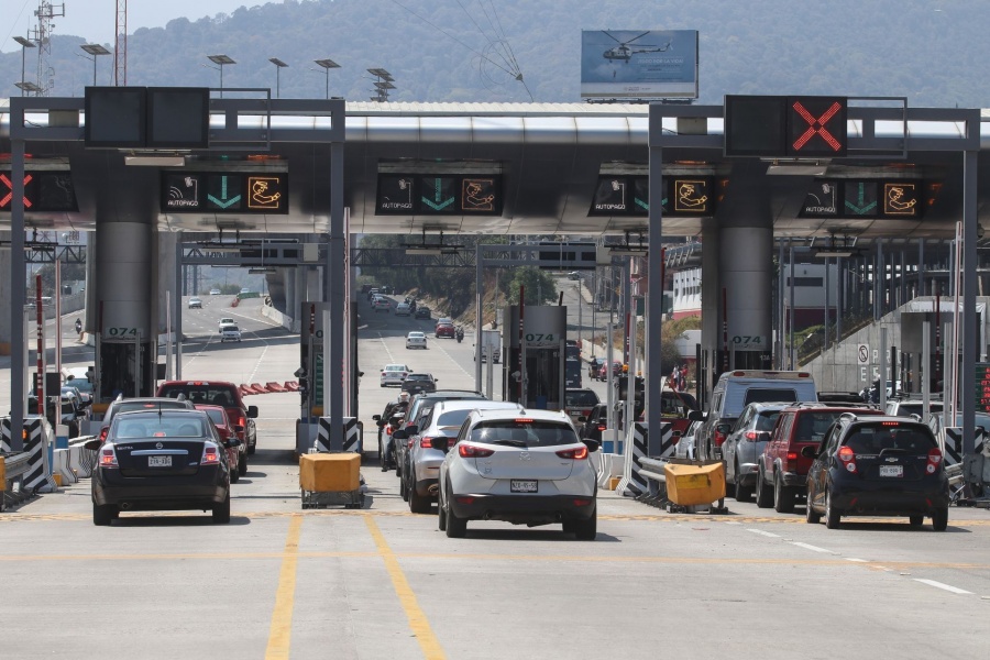 Saturaci&oacute;n de carreteras durante periodos vacacionales