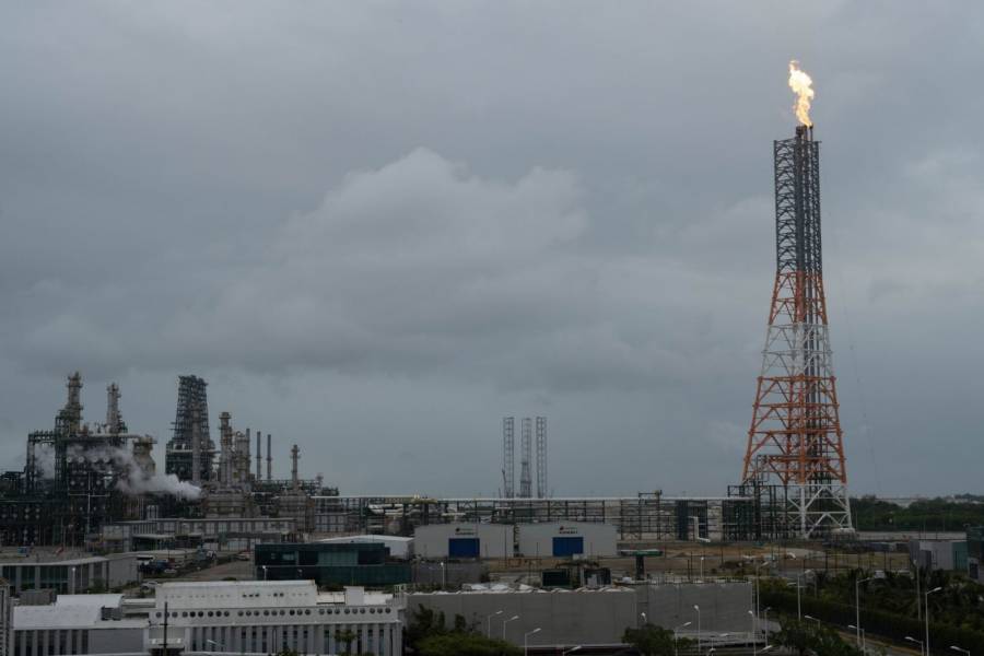 El petróleo se desploma tras anuncio de Trump sobre Irán