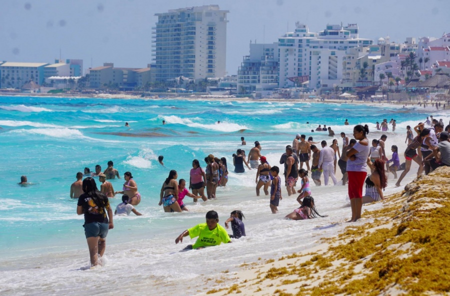 Incrementa el número de viajeros en México durante Semana Santa