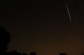 Avistamiento de objeto luminoso sorprende en el cielo capitalino