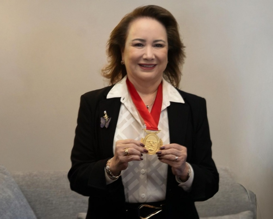 Reconoce Poder Judicial mexiquense a la Ministra Esquivel con presea por su trayectoria constitucional