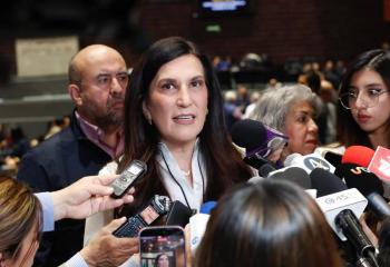 Kenia L&oacute;pez Rabad&aacute;n celebra que gobierno retome pol&iacute;ticas p&uacute;blicas panistas