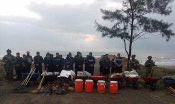 Autoridades intensifican respuesta ante contaminaci&oacute;n por hidrocarburos en el Golfo de M&eacute;xico