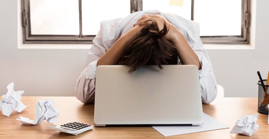 Burnout silencioso: señales que ignoras hasta que el cuerpo te obliga a parar