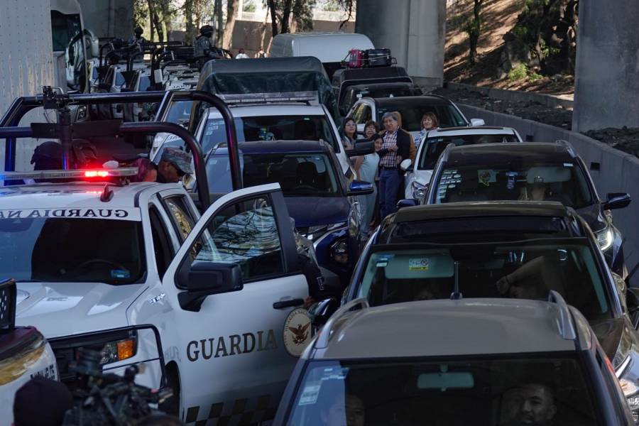 Bloqueos en la M&eacute;xico-Cuernavaca complican salida de vacacionistas