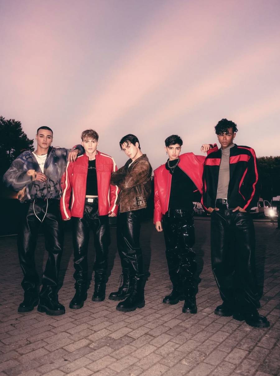 SANTOS BRAVOS va por todo en Tecate Emblema: disciplina K-pop y alma latina