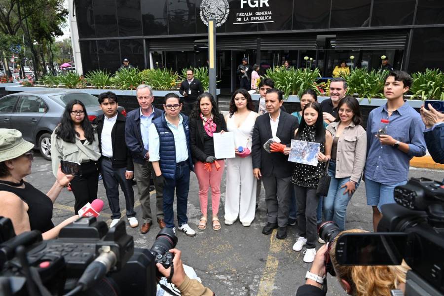 PAN denuncia ante FGR presunto “huachicol marítimo” tras derrame en el Golfo de México