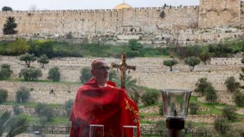 Polic&iacute;a israel&iacute; impide misa de Domingo de Ramos en Jerusal&eacute;n