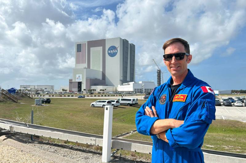 NASA comienza cuenta regresiva para lanzamiento lunar