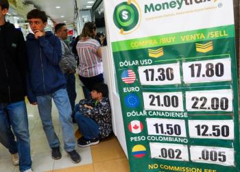 D&oacute;lar baja a 17.89 pesos tras declaraciones de Trump sobre conflicto en Ir&aacute;n