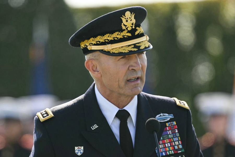 Secretario de Defensa de EEUU obtiene la renuncia del jefe del Ej&eacute;rcito de Tierra