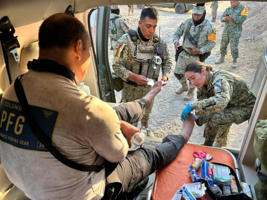 Hallan con vida a operador de dron tras horas desaparecido en zona minera de Sinaloa
