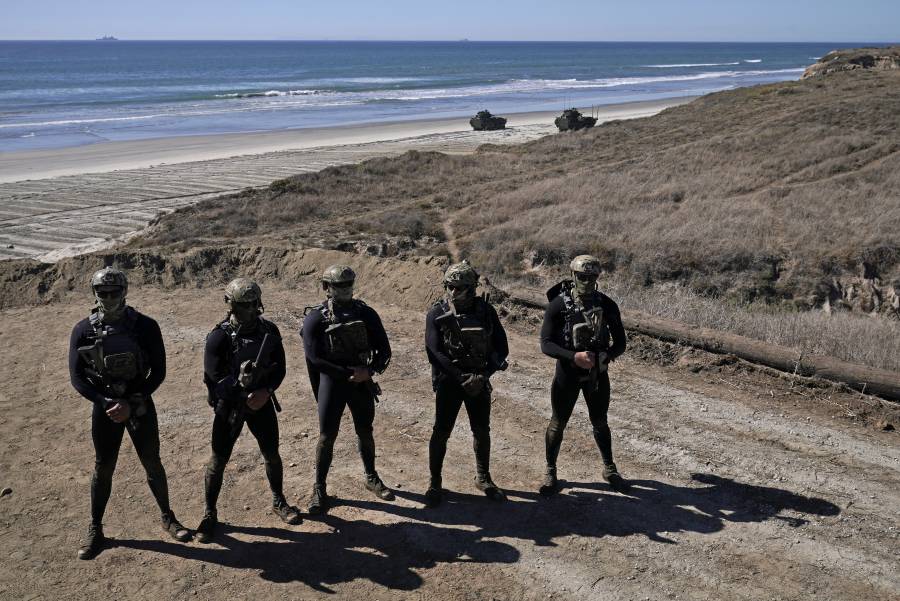 Medios estadounidenses reportan rescate de piloto en Ir&aacute;n mientras Teher&aacute;n afirma que la misi&oacute;n fracas&oacute;