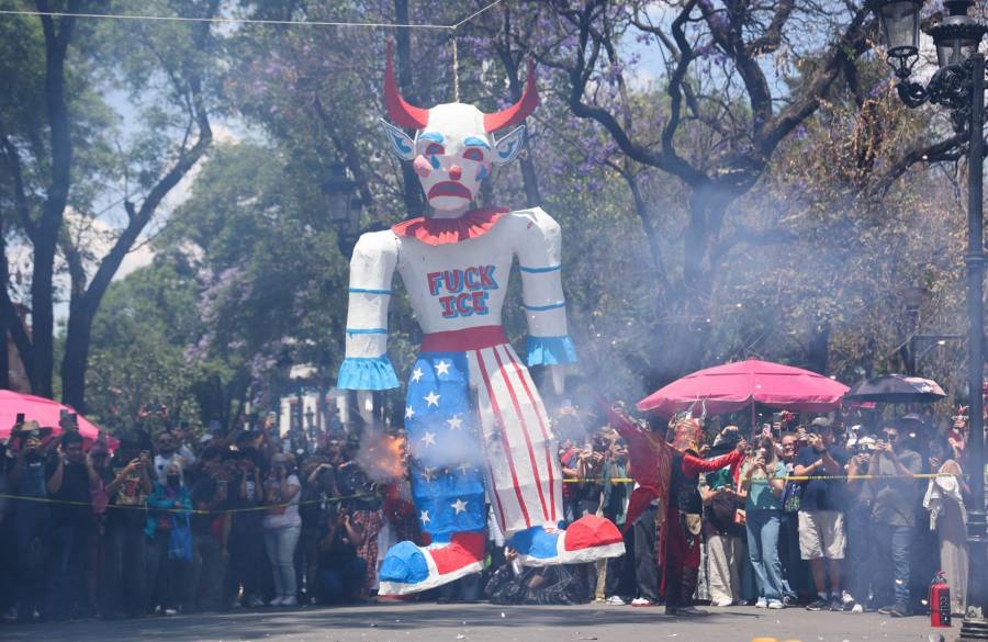 Quema de Judas y recreaci&oacute;n acu&aacute;tica marcan el S&aacute;bado de Gloria en la CDMX