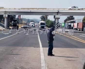 Convocan paro nacional de transportistas y campesinos el 6 de abril