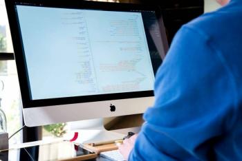 Qu&eacute; hace un desarrollador web y por qu&eacute; sigue siendo una de las profesiones m&aacute;s buscadas