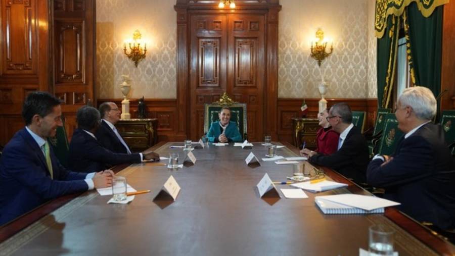 Directivos de BlackRock y Global Infrastructure se reúnen con Claudia Sheinbaum en Palacio Nacional