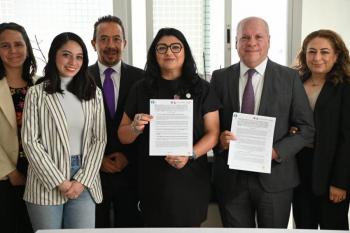 SEMUJERES y San Pablo Farmacias firman convenio para apoyar a mujeres en situaci&oacute;n de vulnerabilidad
