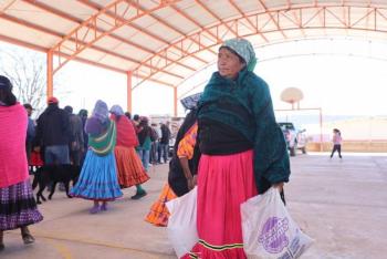Gobierno entrega 10 toneladas de paquetes alimenticios en comunidades ind&iacute;genas de Bocoyna